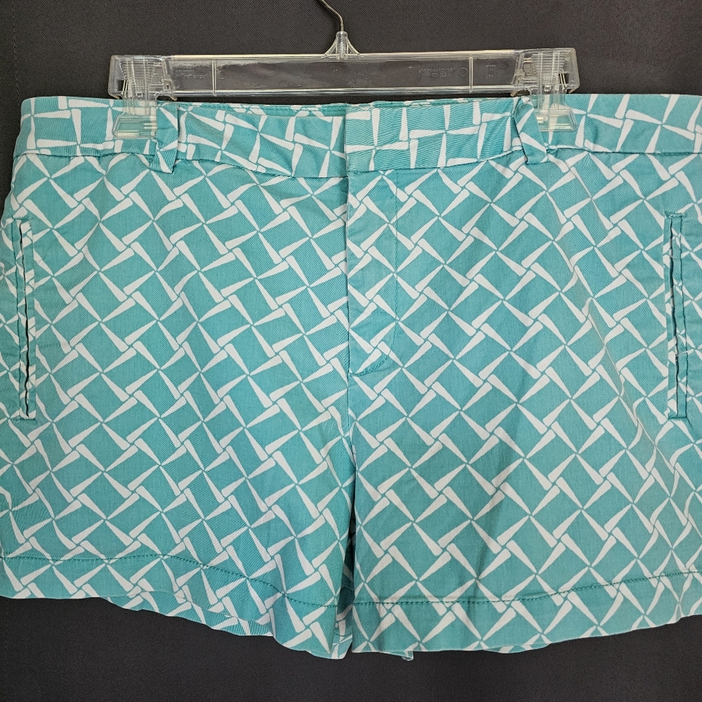 JCP Teal and White Patterned Woman's Chino Stretch Shorts Size 16